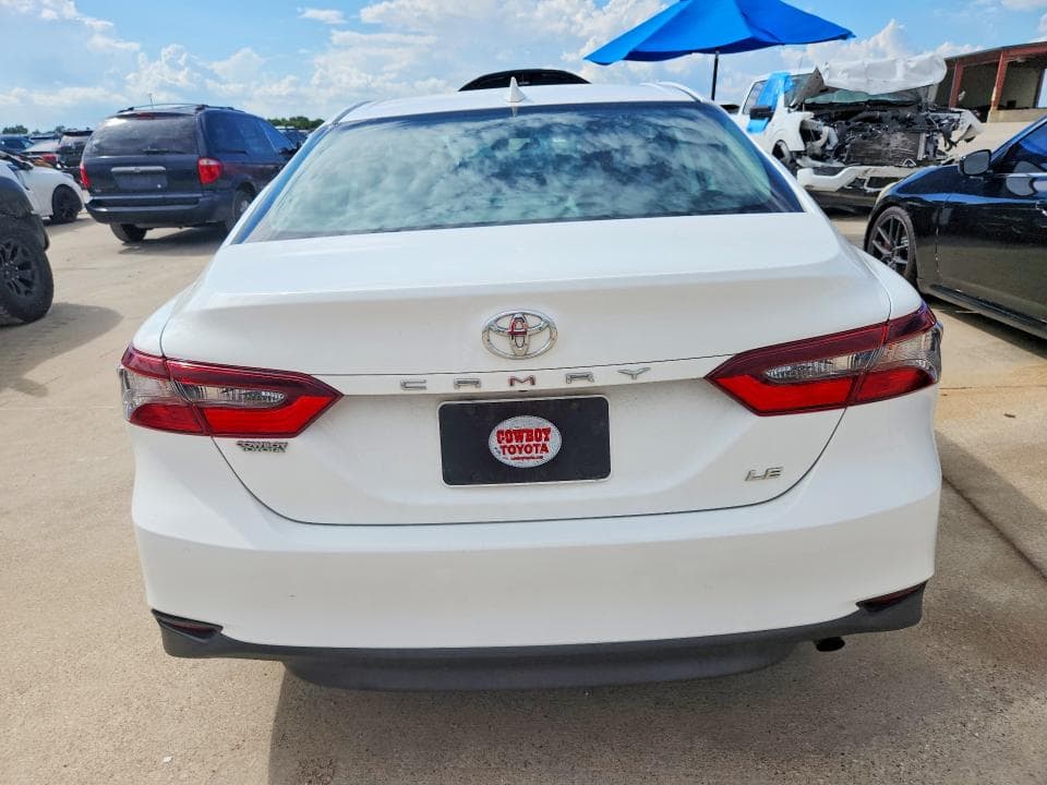 2021 TOYOTA CAMRY LE 6