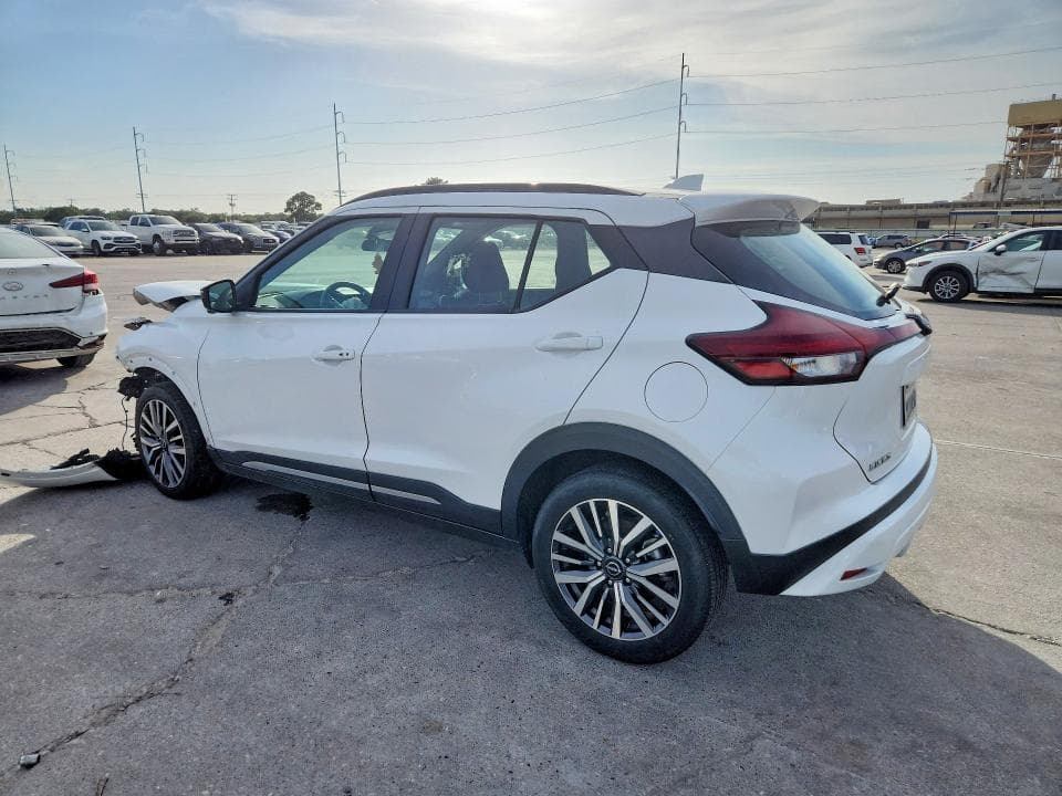 2024 NISSAN KICKS SR 2