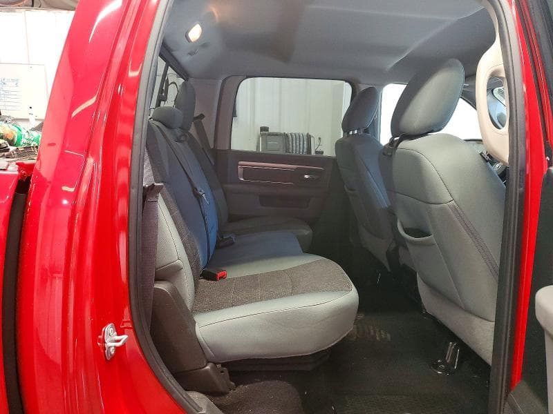 2019 RAM 1500 CLASSIC SLT 11