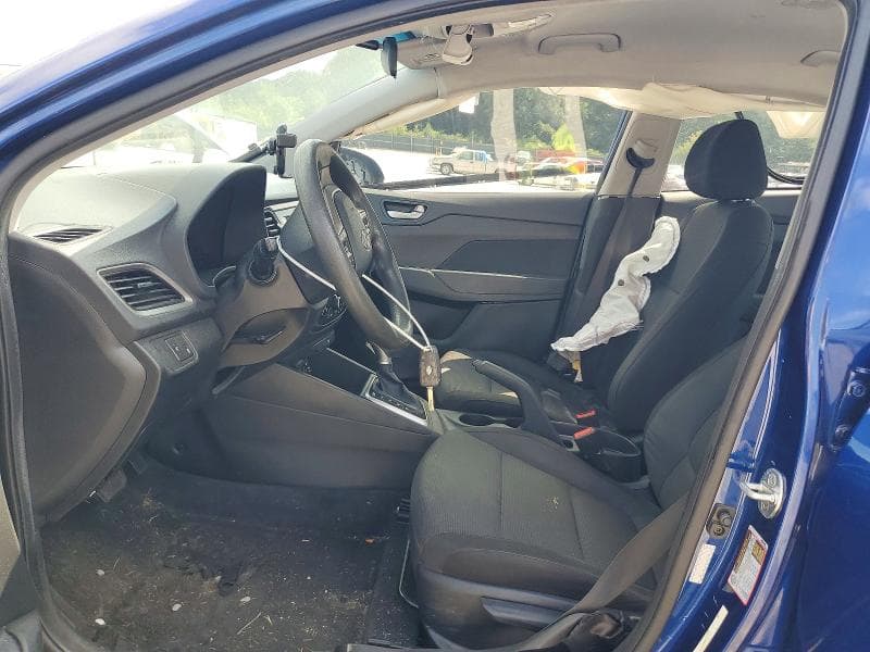 2020 HYUNDAI ACCENT SE 7