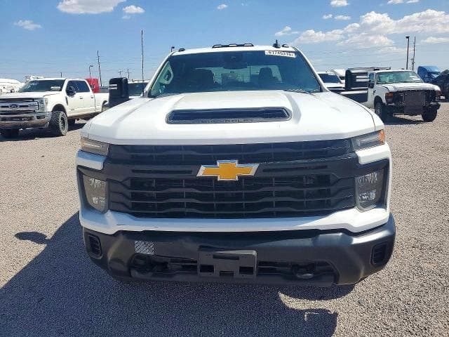 2024 CHEVROLET SILVERADO K3500 5