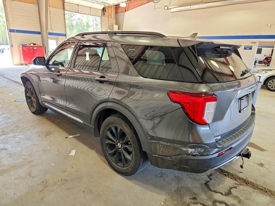2020 FORD EXPLORER XLT 2