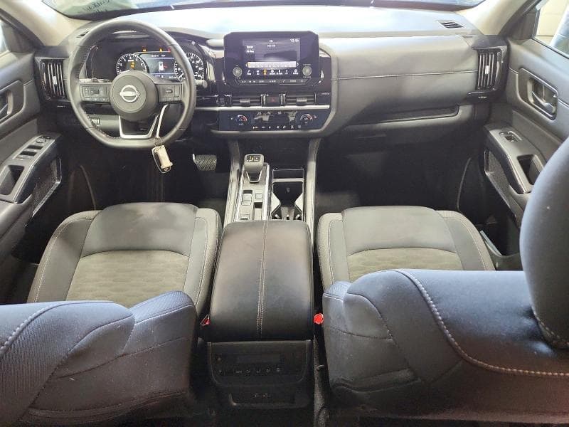 2025 NISSAN PATHFINDER SV 8