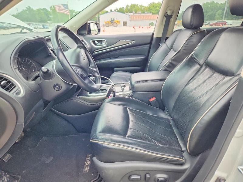 2017 INFINITI QX60 BASE 7