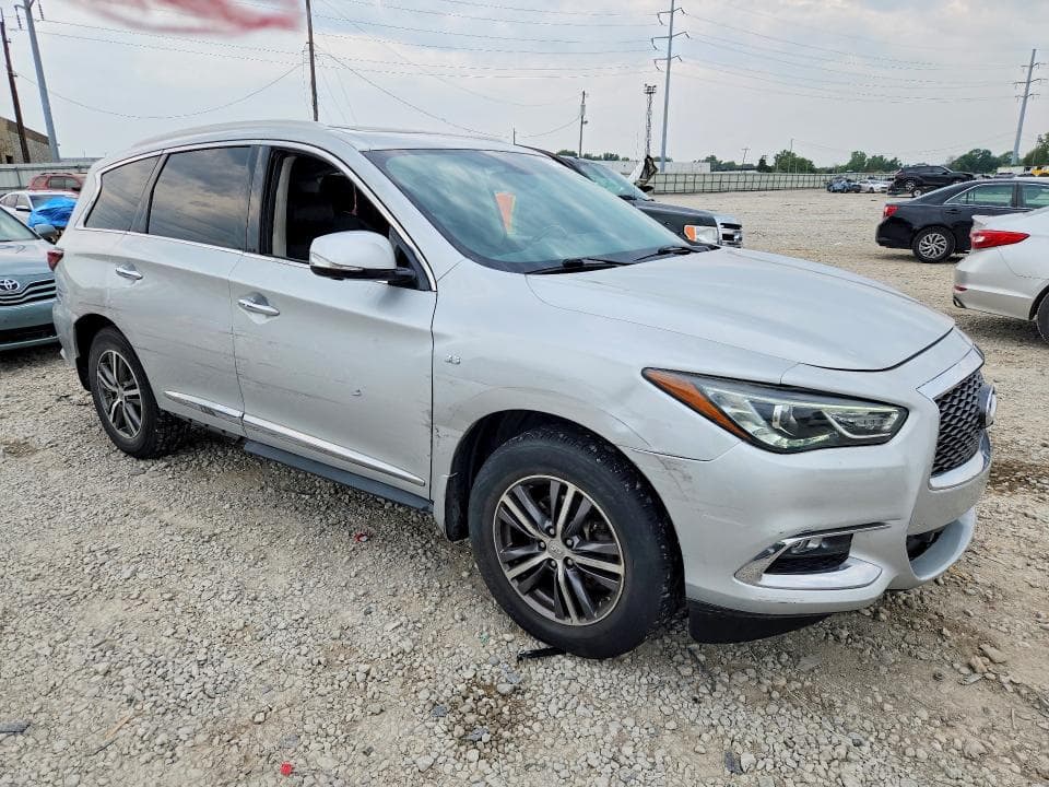 2017 INFINITI QX60 BASE 4