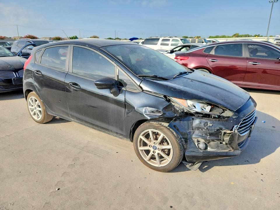 2019 FORD FIESTA SE 4