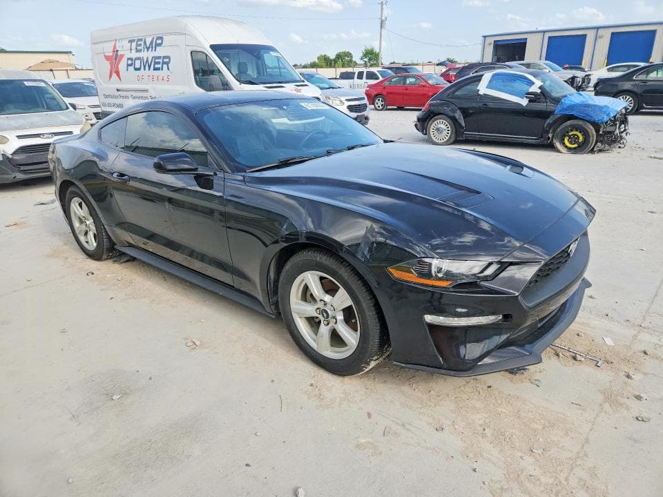 2019 FORD MUSTANG 4