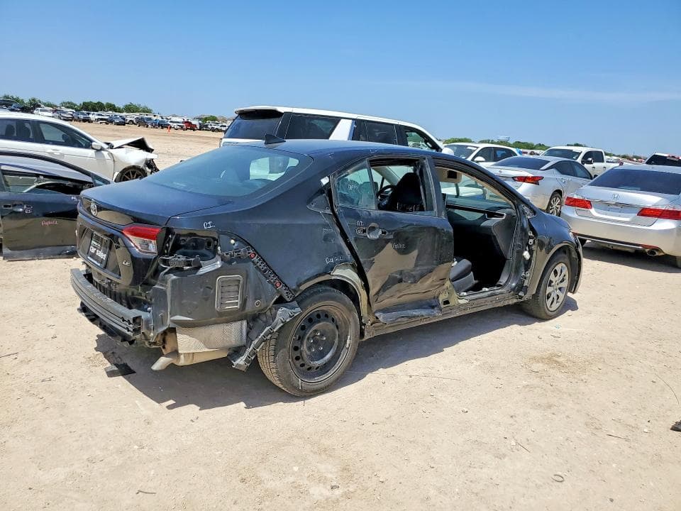 2021 TOYOTA COROLLA LE 3
