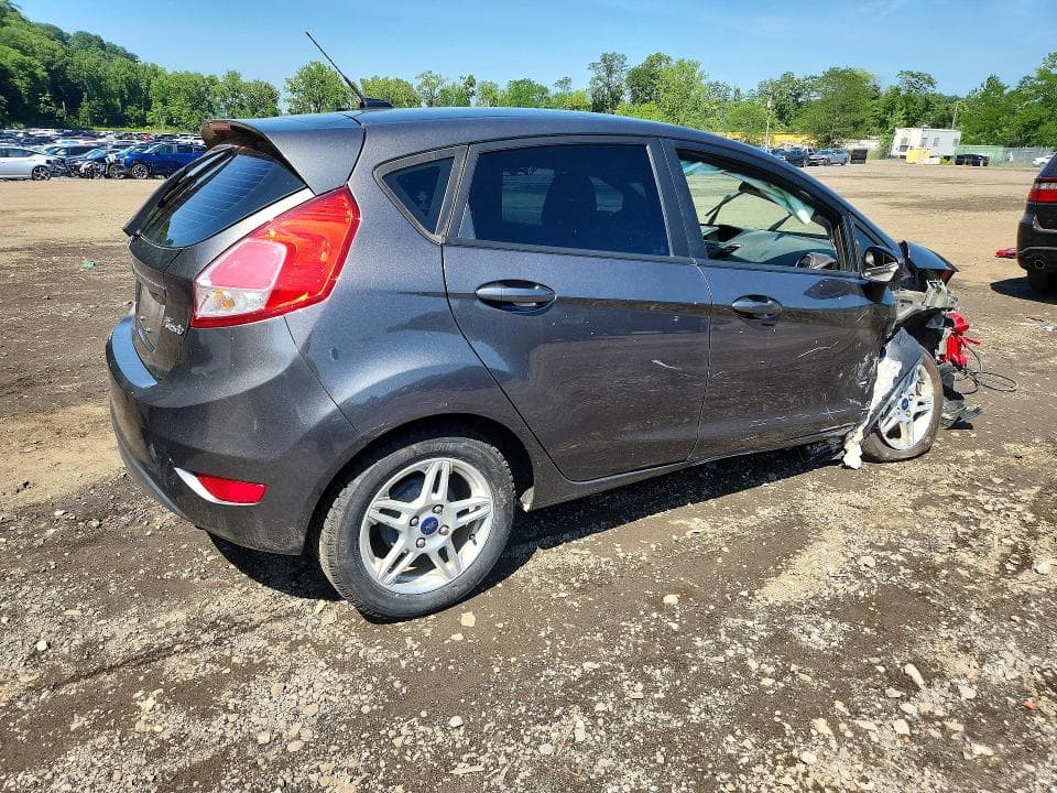 2018 FORD FIESTA SE 3