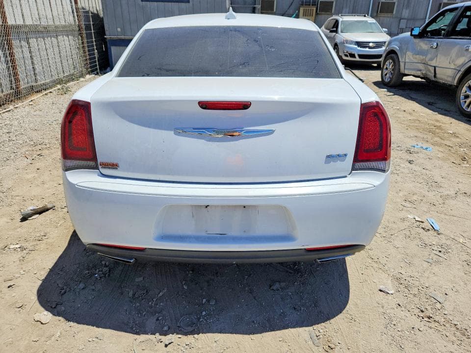 2018 CHRYSLER 300 TOURING 6