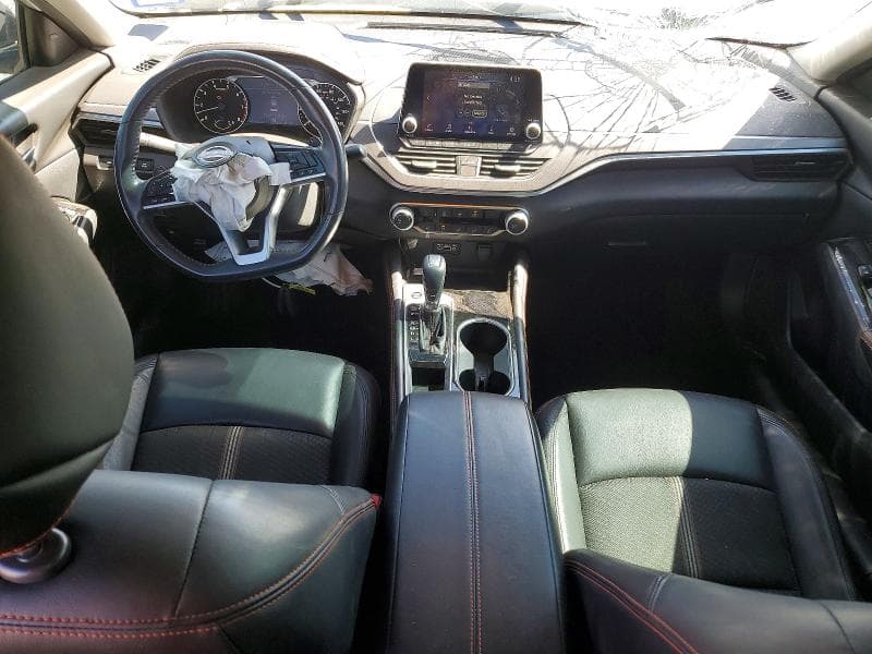 2023 NISSAN ALTIMA SR 8