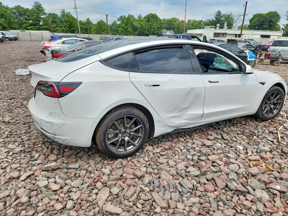 2020 TESLA MODEL 3 3