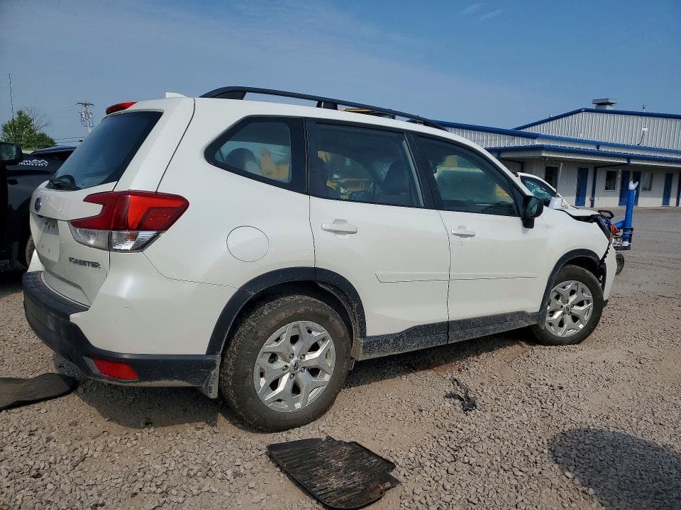2019 SUBARU FORESTER 3
