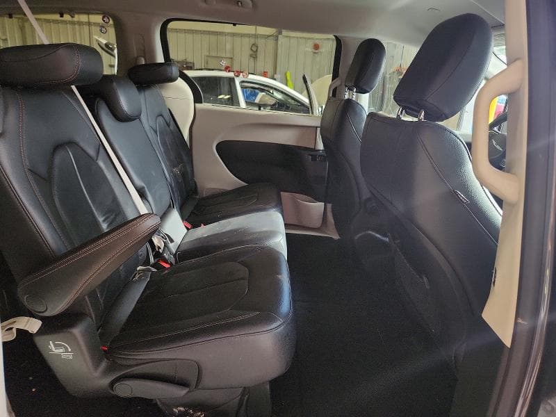 2017 CHRYSLER PACIFICA TOURING L 11