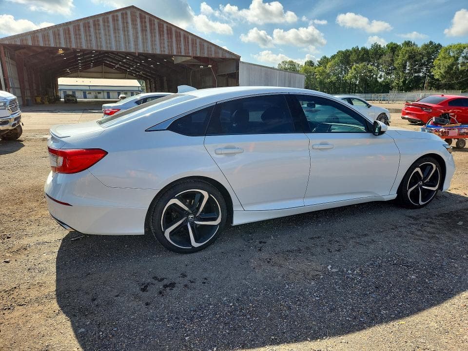 2019 HONDA ACCORD SPORT 3