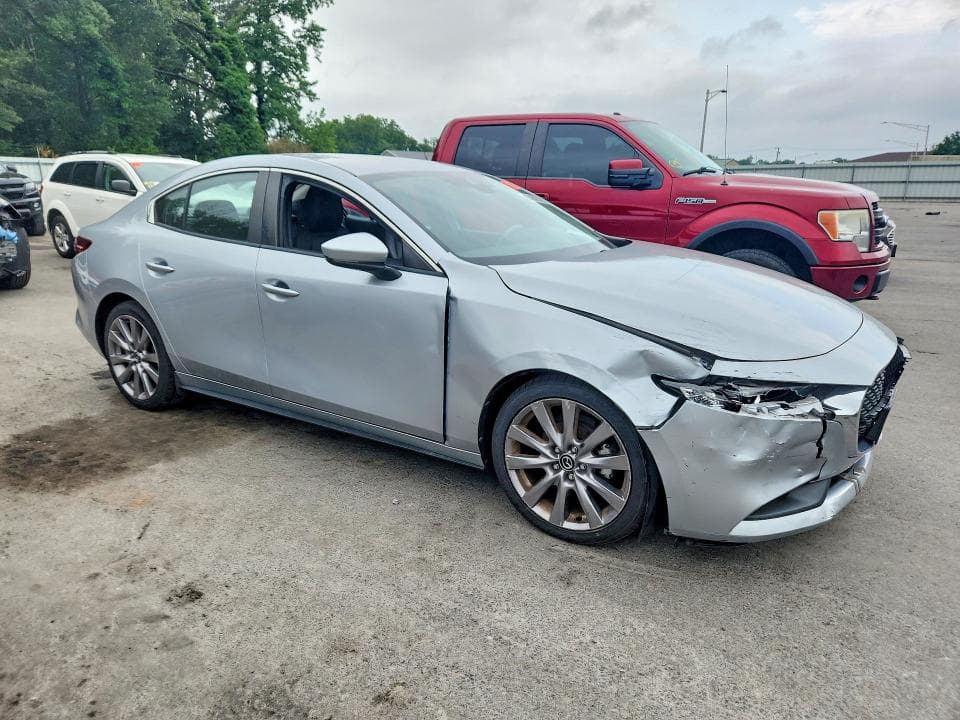 2020 MAZDA 3 SELECT 4