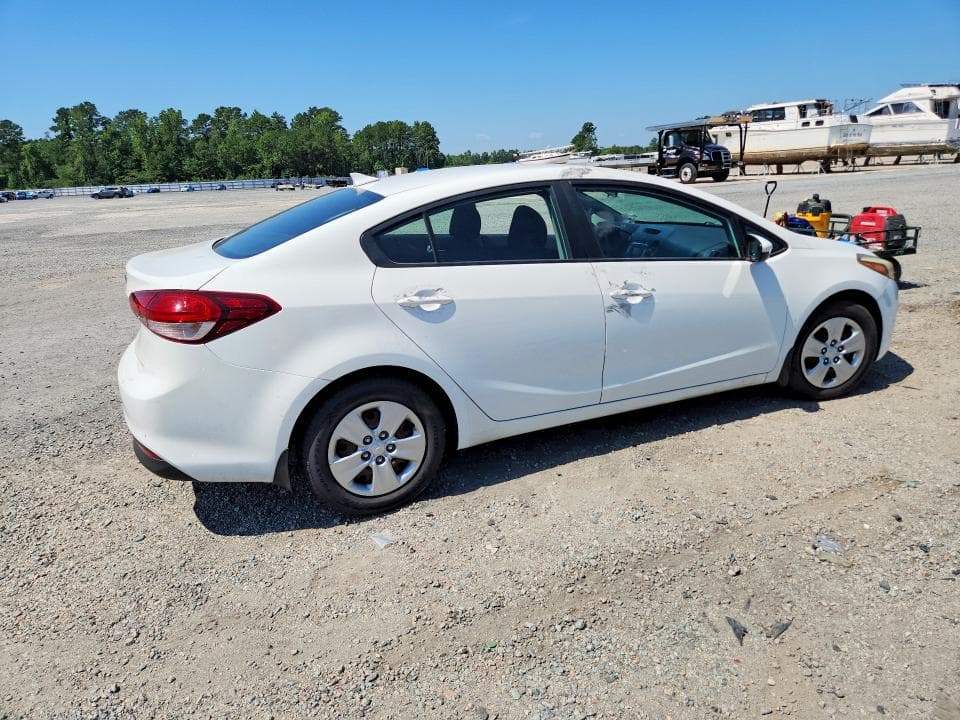 2017 KIA FORTE LX 3