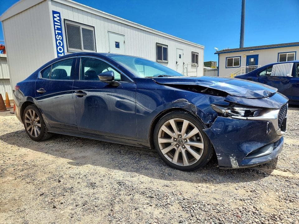 2020 MAZDA 3 SELECT 4