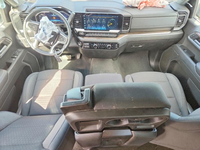 2025 CHEVROLET SILVERADO K1500 LT-L 8