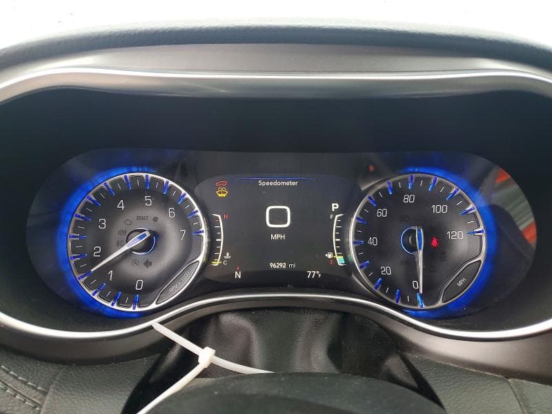 2019 CHRYSLER PACIFICA LIMITED 9