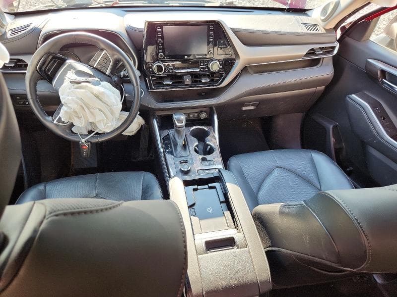 2021 TOYOTA HIGHLANDER LIMITED 8
