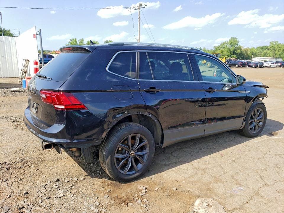 2022 VOLKSWAGEN TIGUAN SE 3