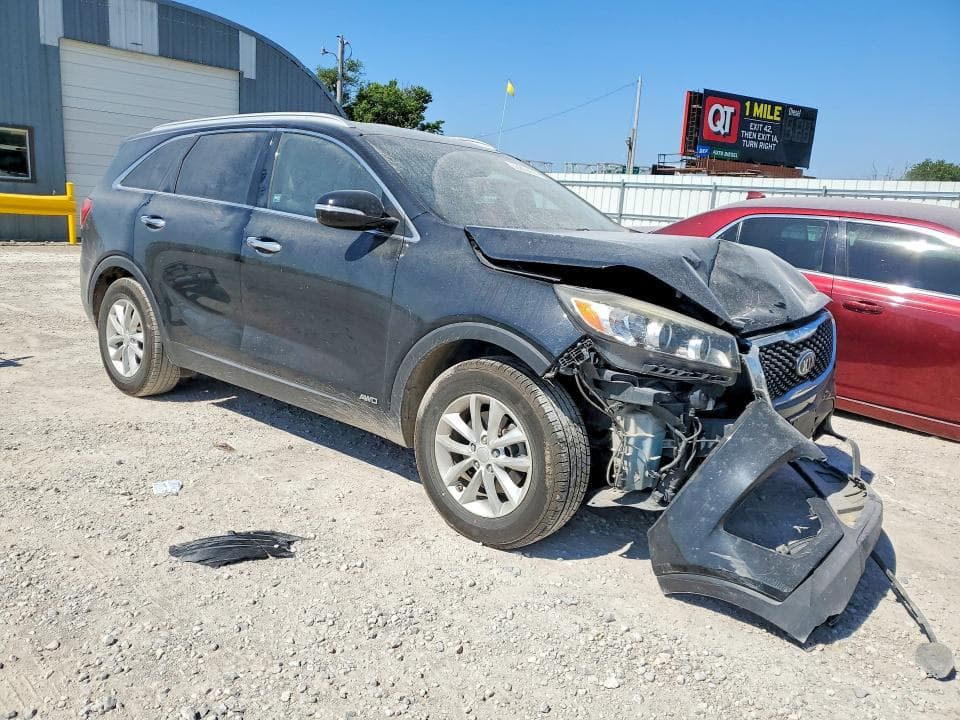 2017 KIA SORENTO LX 4
