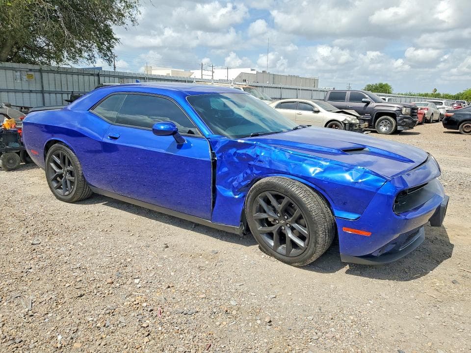 2022 DODGE CHALLENGER SXT 4