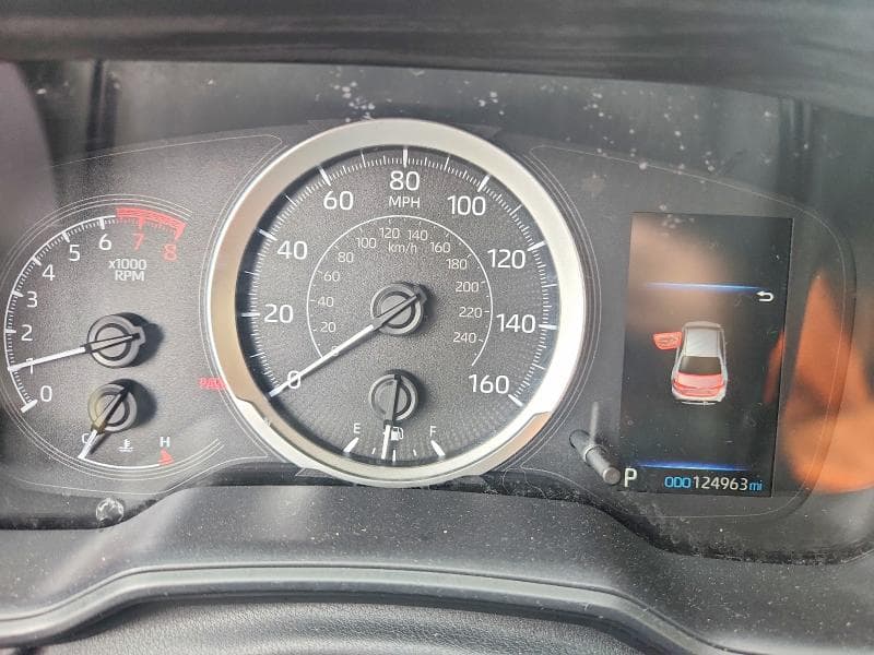 2020 TOYOTA COROLLA LE 9