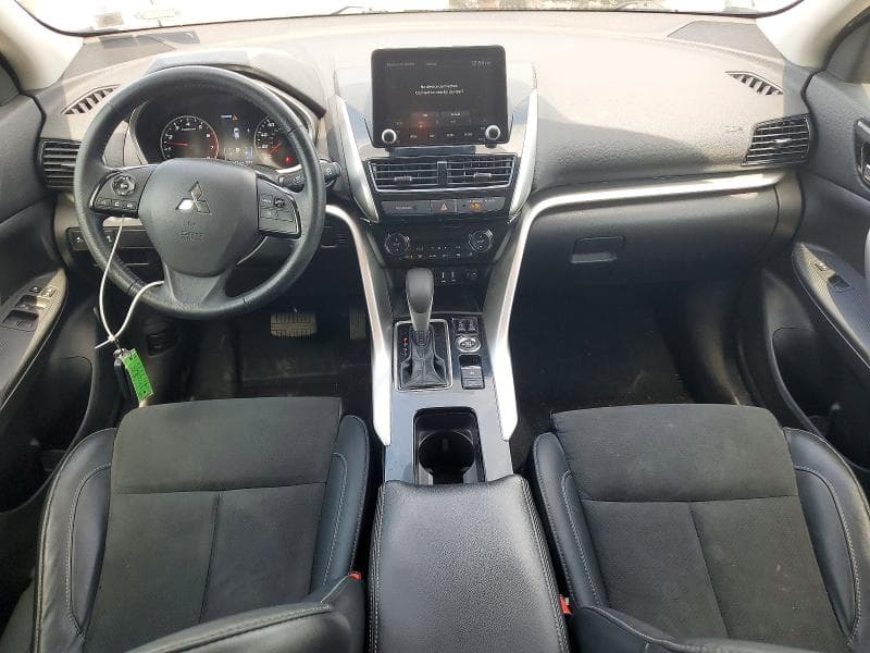 2022 MITSUBISHI ECLIPSE CROSS SE 8