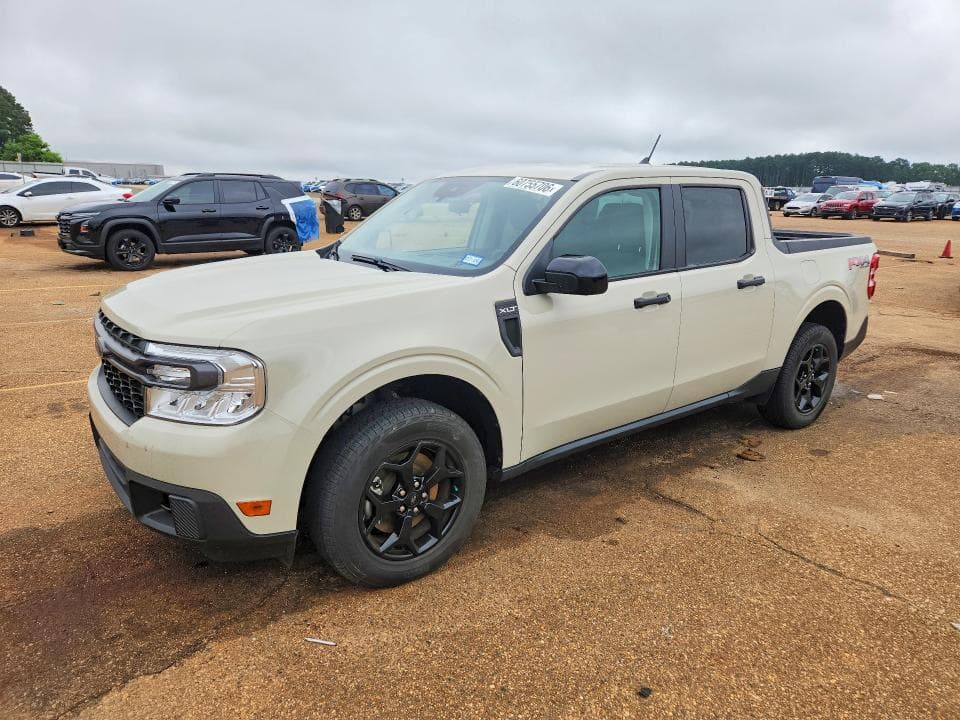 2024 FORD MAVERICK XLT - 1