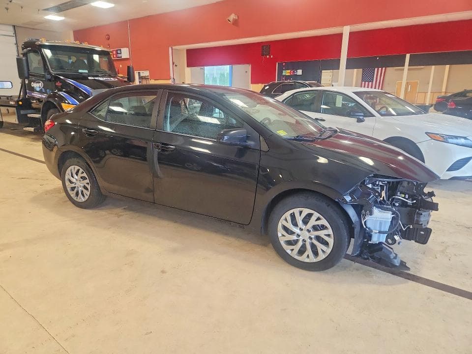 2019 TOYOTA COROLLA LE 4