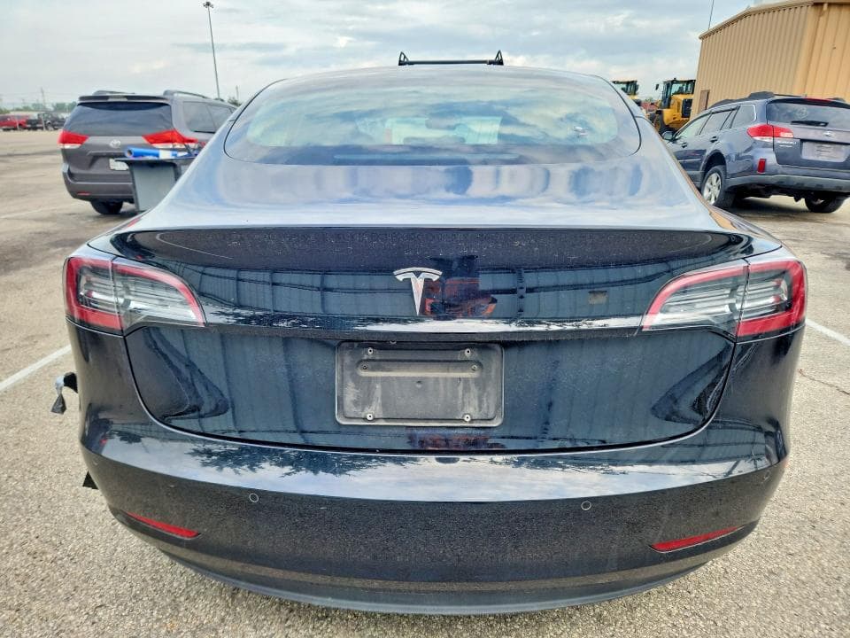 2019 TESLA MODEL 3 6