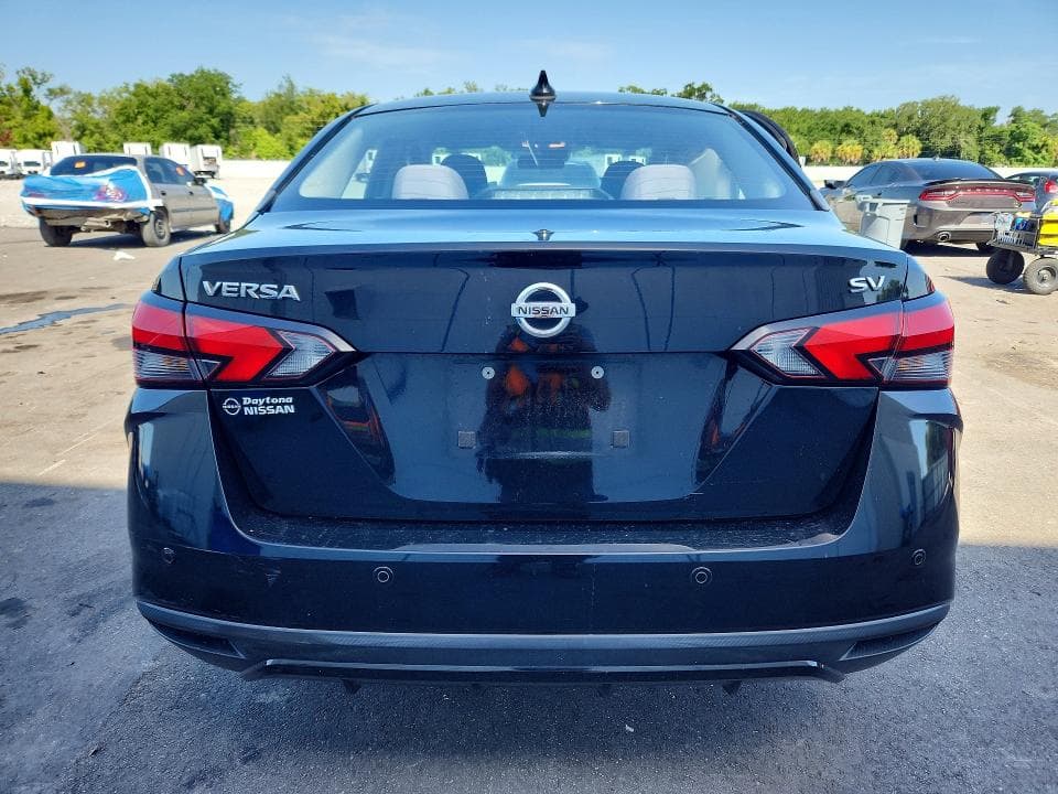2021 NISSAN VERSA SV 6