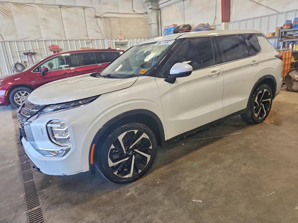 2022 MITSUBISHI OUTLANDER SE - 1