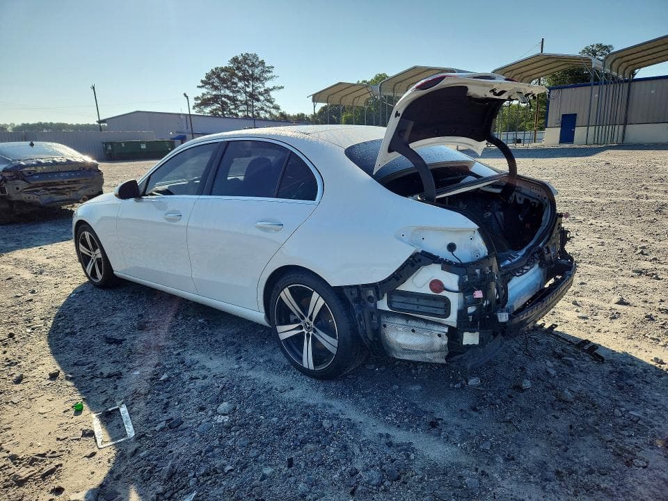 2022 MERCEDES-BENZ C 300 2