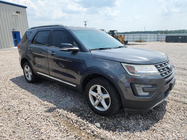 2017 FORD EXPLORER XLT 4