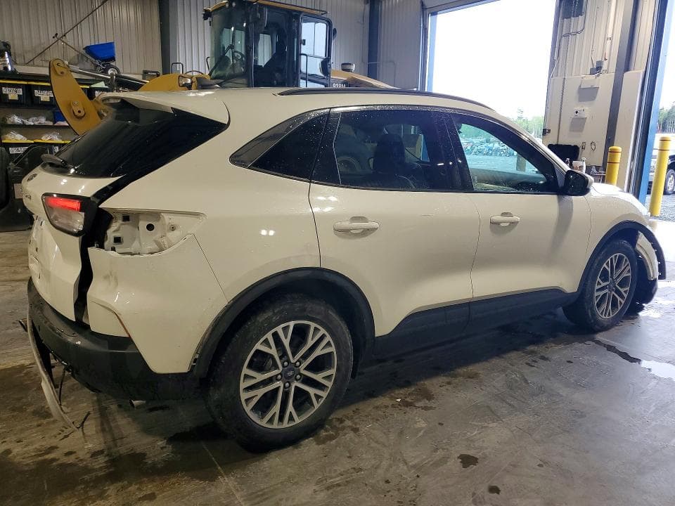 2020 FORD ESCAPE SEL 3