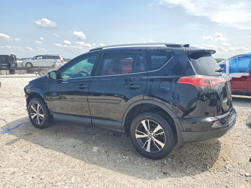 2017 TOYOTA RAV4 XLE 2