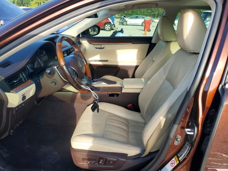 2017 LEXUS ES 300H 7