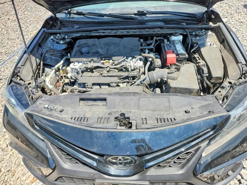 2022 TOYOTA CAMRY SE 11