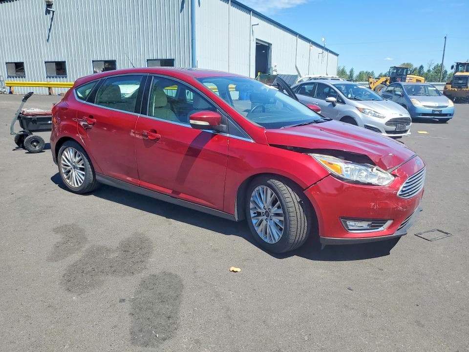 2017 FORD FOCUS TITANIUM 4