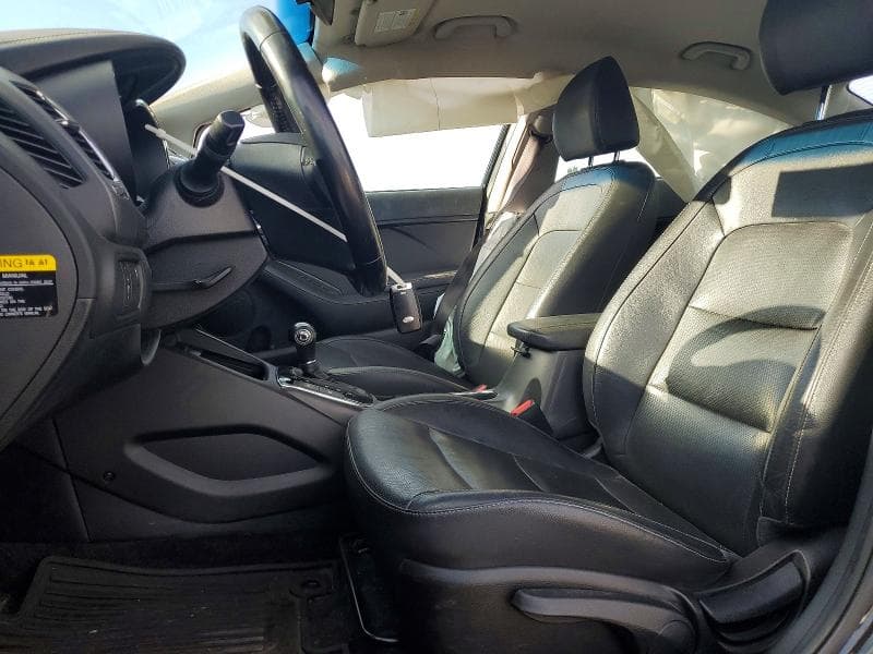 2017 KIA FORTE EX 7