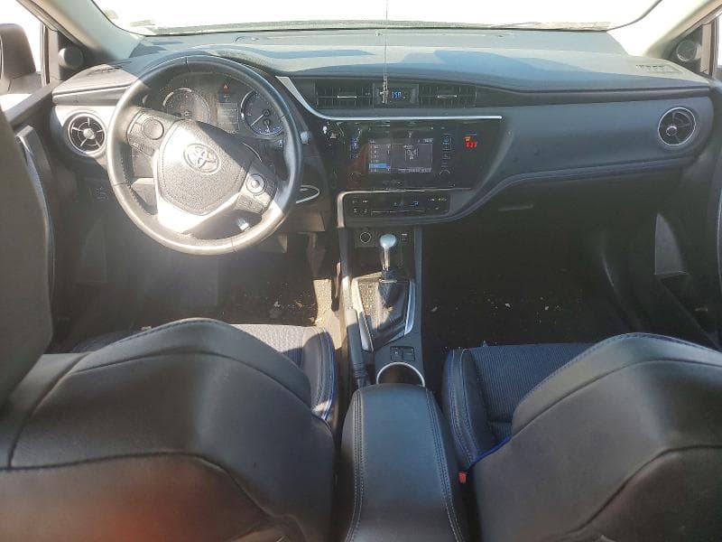 2018 TOYOTA COROLLA SE 8
