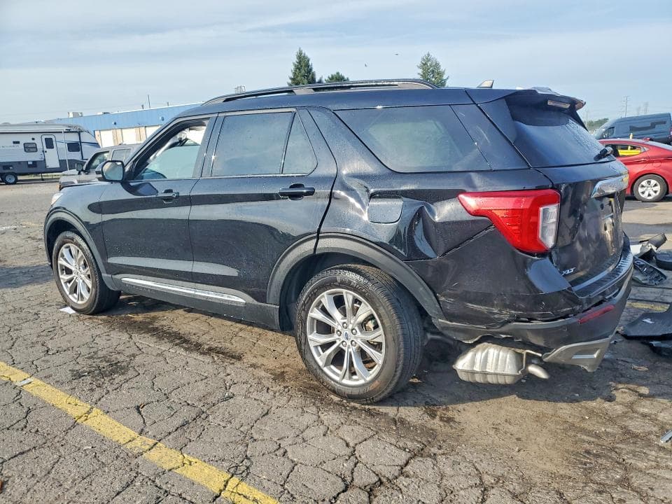 2024 FORD EXPLORER XLT 2