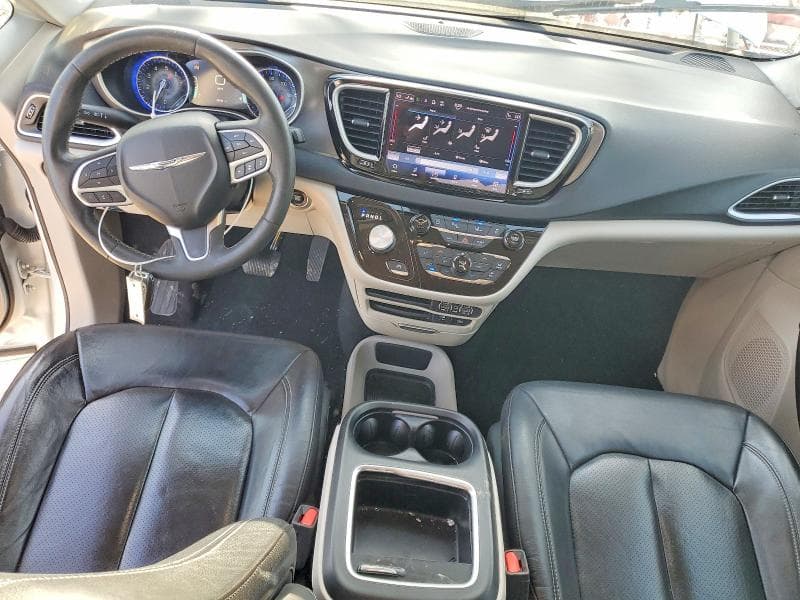 2022 CHRYSLER PACIFICA TOURING L 8