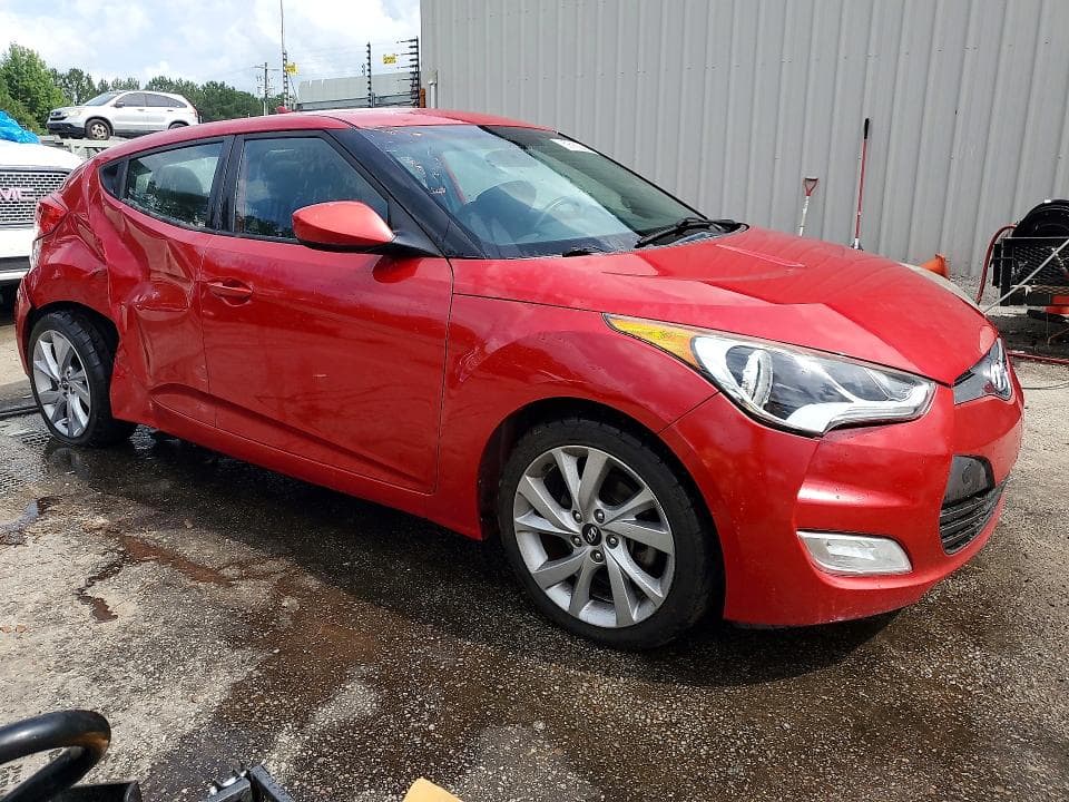 2017 HYUNDAI VELOSTER BASE 4