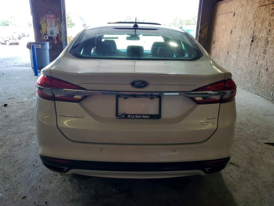 2017 FORD FUSION SE 6