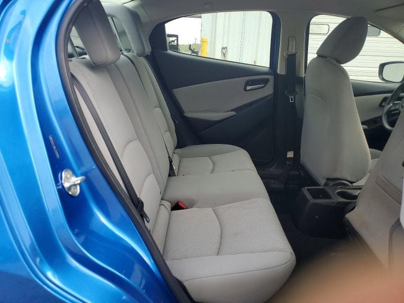 2019 TOYOTA YARIS LE 10