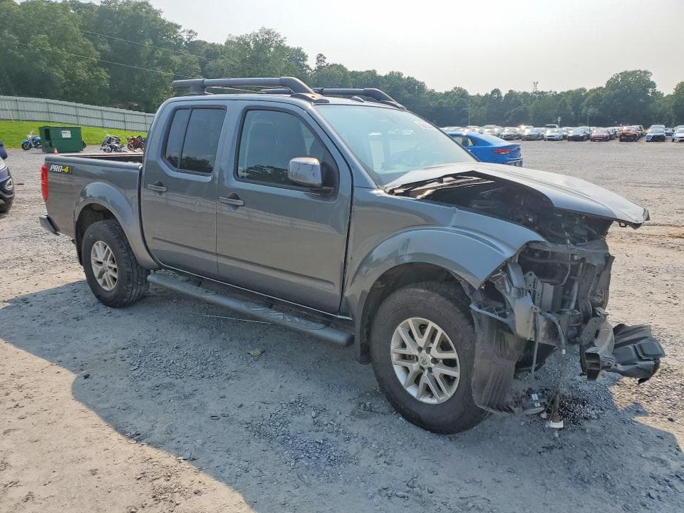 2017 NISSAN FRONTIER PRO-4X 4